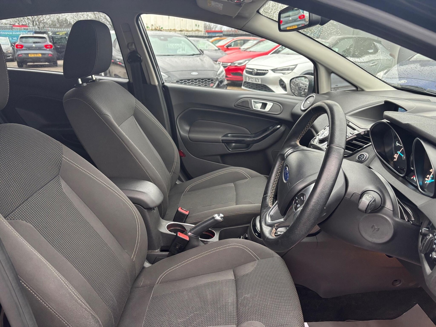 Used Ford Fiesta 2015 for sale - 77306335: Photo 7