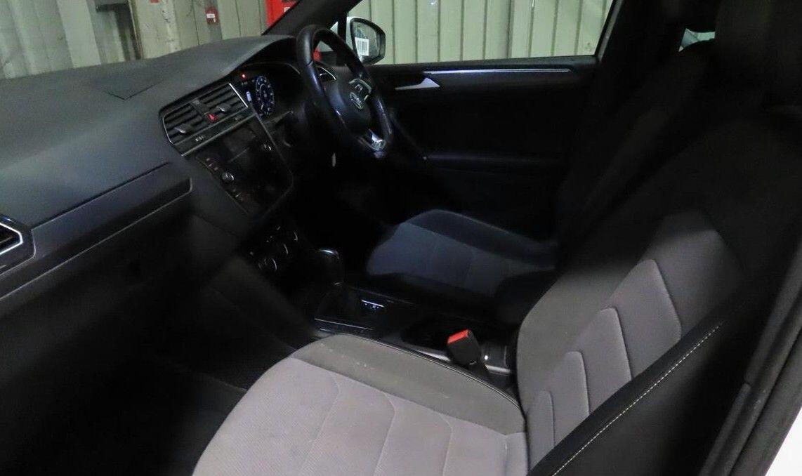 Used Volkswagen Tiguan 2017 for sale - 77478549: Photo 2