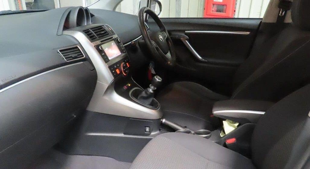 Used Toyota Verso 2014 for sale - 76824571: Photo 2