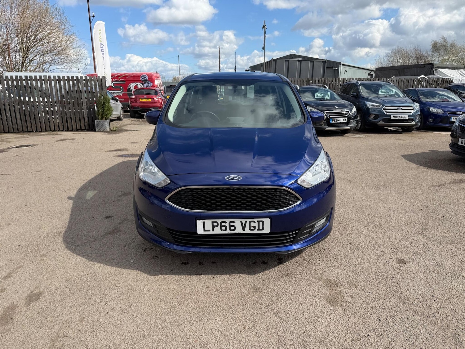 Used Ford Grand C-Max 2017 for sale - 78170834: Photo 2