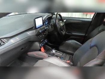 Used Ford Focus 2020 for sale - 78935242: Photo