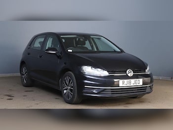 Used Volkswagen Golf 2018 for sale - 79012542: Photo