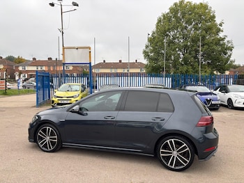 Used Volkswagen Golf 2017 for sale - 76294794: Photo 4