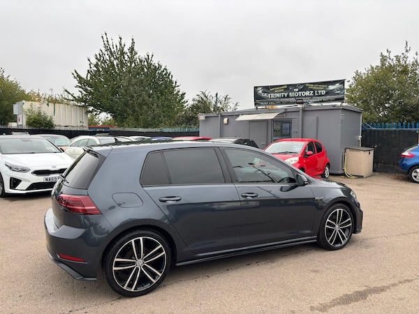 Used Volkswagen Golf 2017 for sale - 76294794: Photo 6