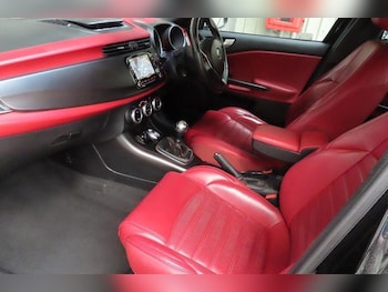 Used Alfa Romeo Giulietta 2014 for sale - 75646317: Photo