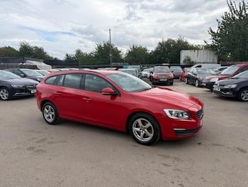 Used Volvo V60 2016 for sale - 79740588: Photo