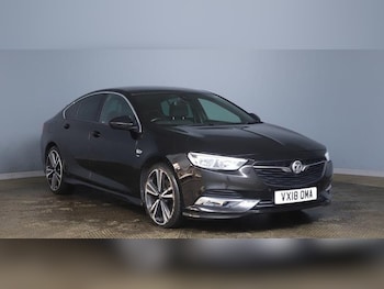 Vauxhall - Insignia