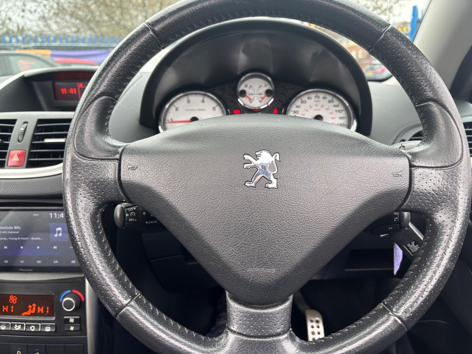 Used Peugeot 207 CC for sale - 77484204: Photo 11