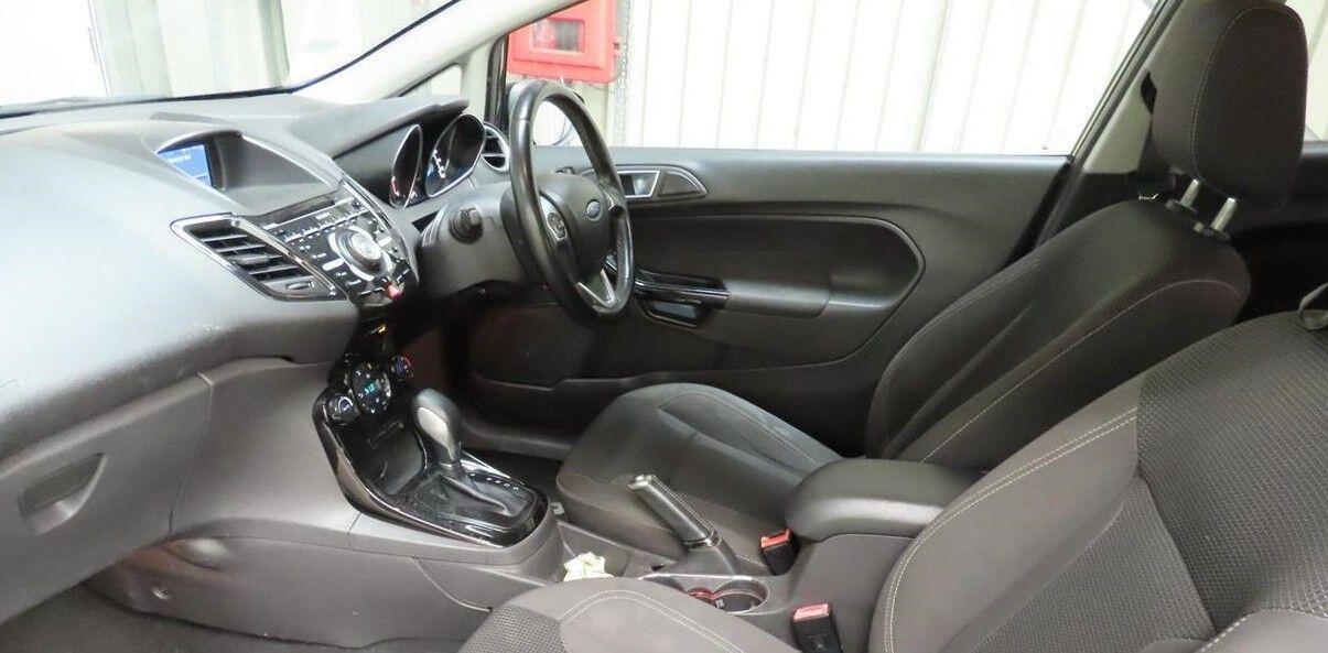 Used Ford Focus 2016 for sale - 76780649: Photo 2