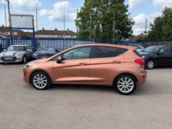 Used Ford Fiesta 2017 for sale - 74809947: Photo