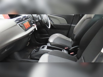 Used Citroen C4 Picasso 2018 for sale - 75914979: Photo