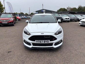 Used Ford Focus 2017 for sale - 75953928: Photo