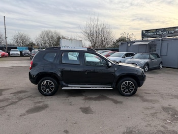 Used Dacia Duster 2017 for sale - 77723770: Photo