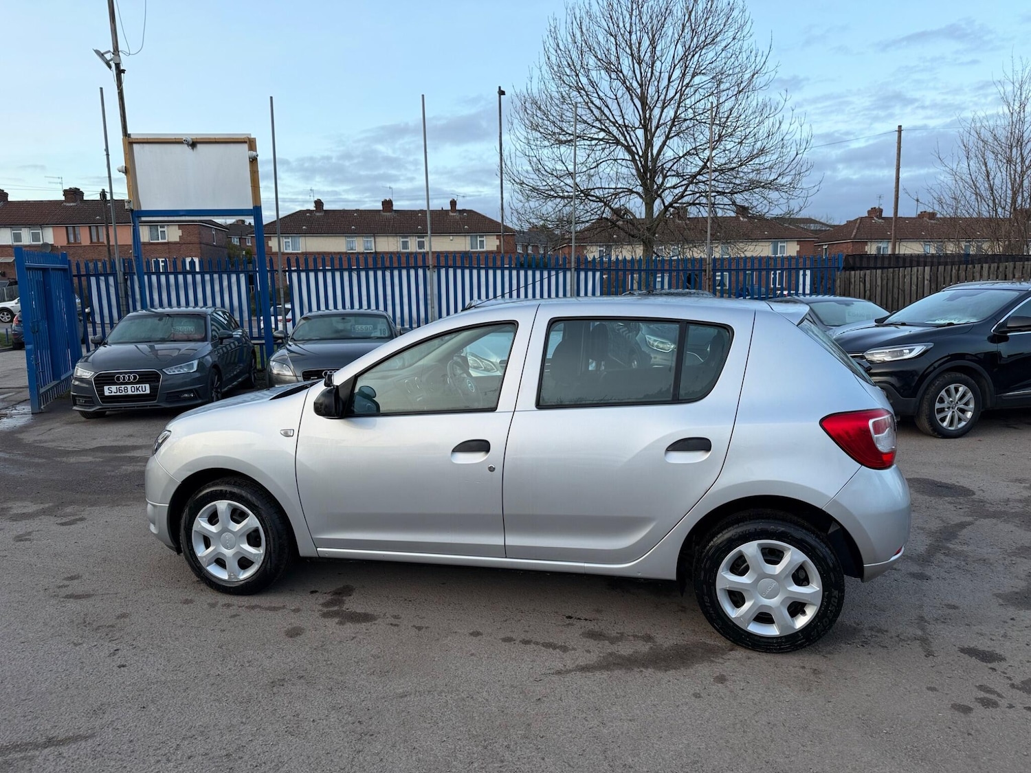 Used Dacia Sandero 2016 for sale - 77611431: Photo 4