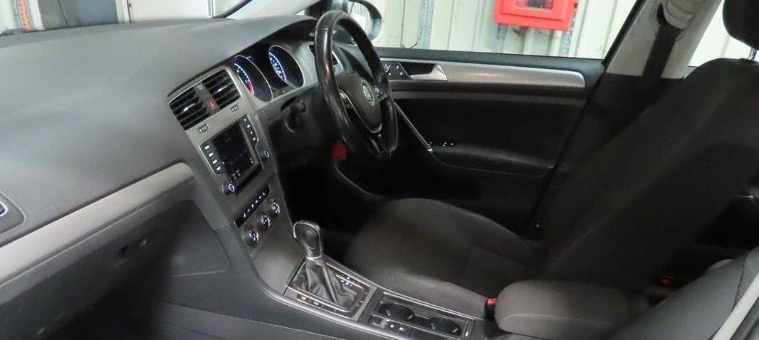 Used Volkswagen Golf 2016 for sale - 77097390: Photo 2