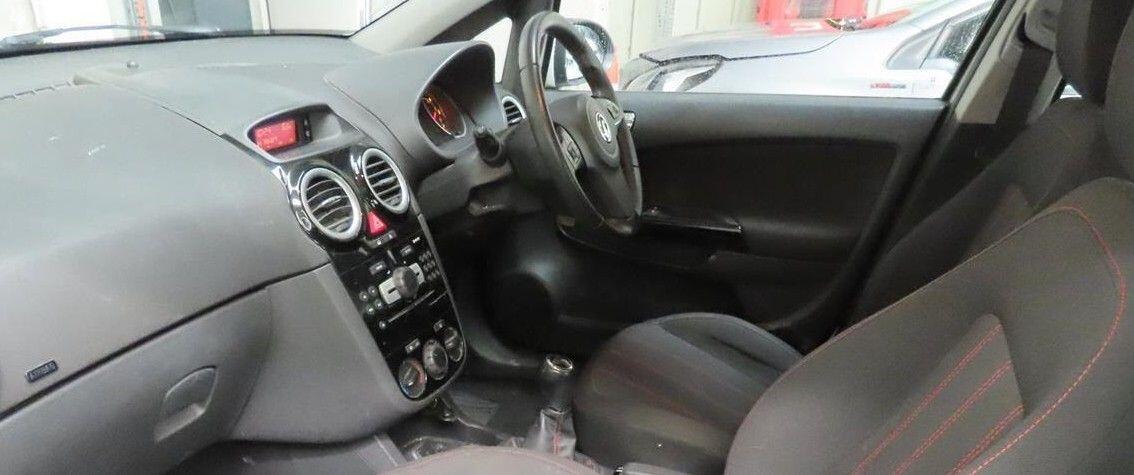 Used Vauxhall Corsa 2012 for sale - 77839018: Photo 2