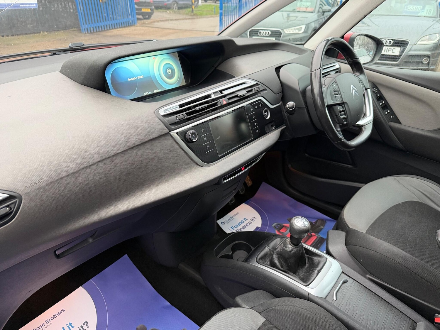 Used Citroen C4 Picasso 2014 for sale - 77696610: Photo 10