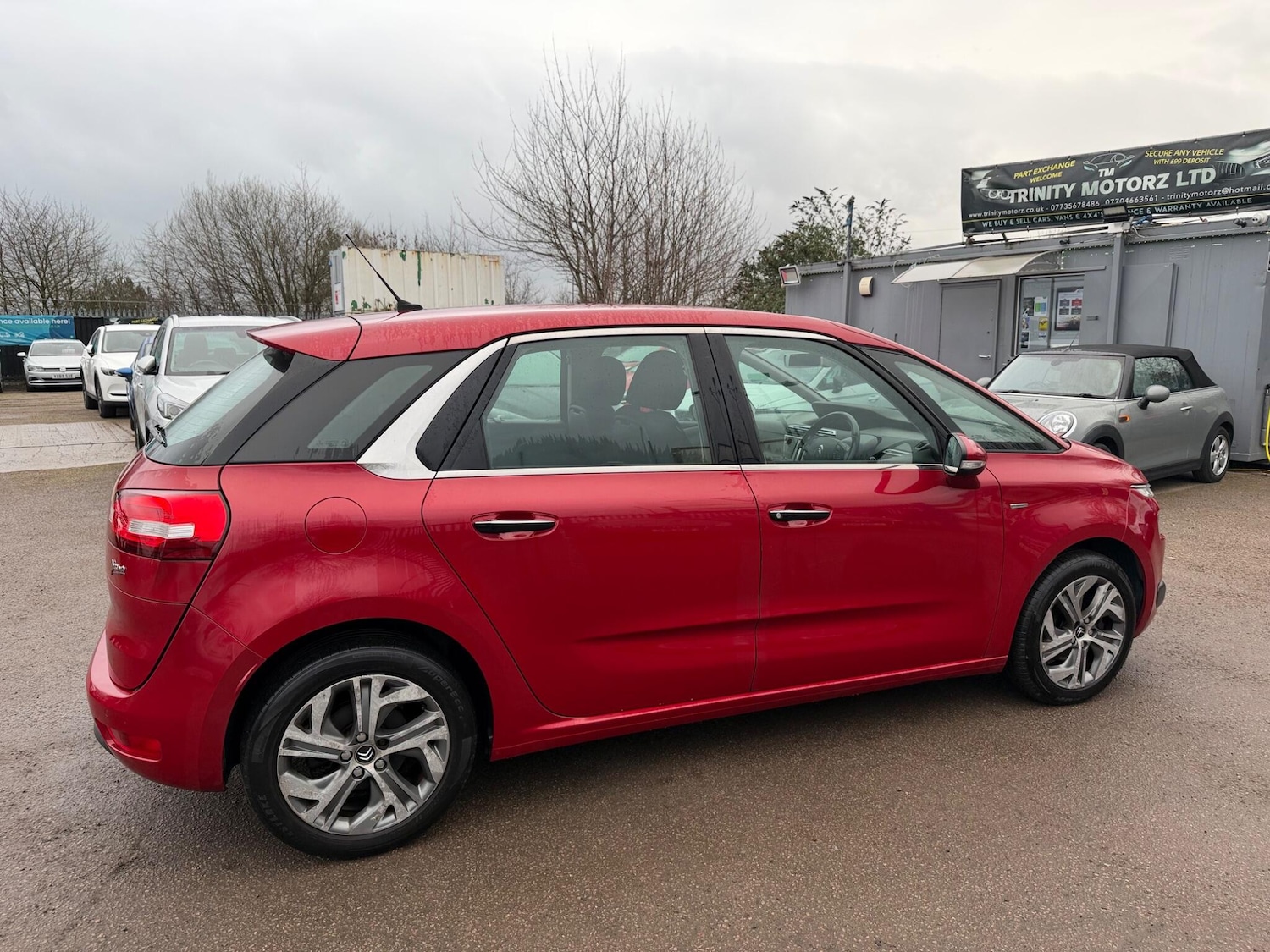 Used Citroen C4 Picasso 2014 for sale - 77696610: Photo 7