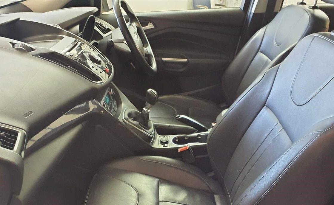 Used Ford Kuga 2013 for sale - 78006323: Photo 2