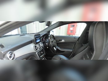 Used Mercedes-Benz CLA 2017 for sale - 76200507: Photo