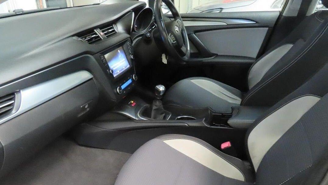 Used Toyota Avensis 2016 for sale - 77994013: Photo 2