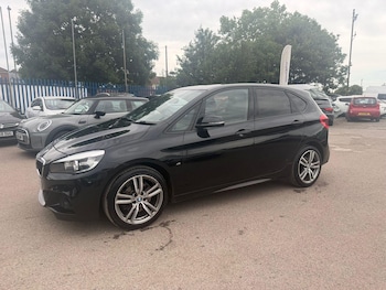Used BMW 2 Series 2017 for sale - 79132906: Photo