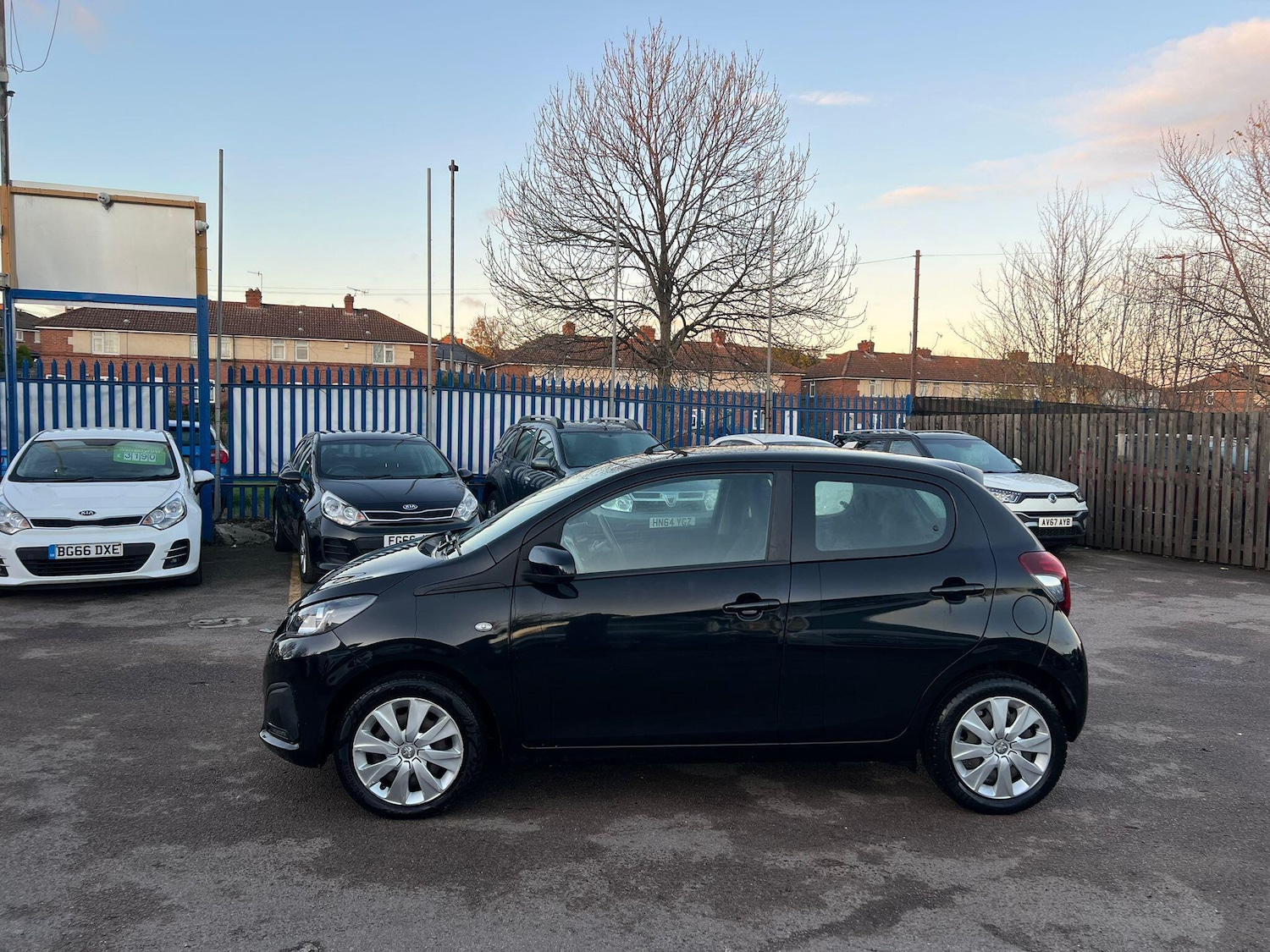 Used Peugeot 108 2017 for sale - 76645629: Photo 3