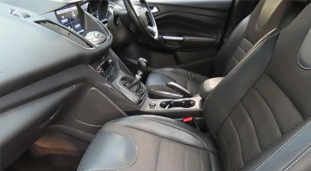 Used Ford Kuga 2016 for sale - 76786876: Photo 2