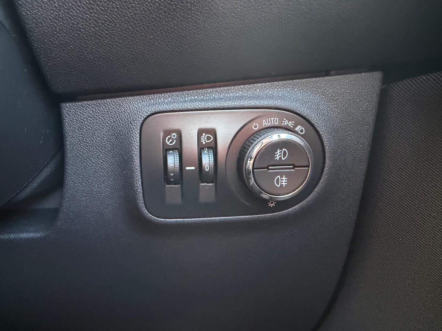 Used Vauxhall Corsa for sale - 77883465: Photo 13