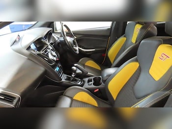 Used Ford Focus 2013 for sale - 79361190: Photo