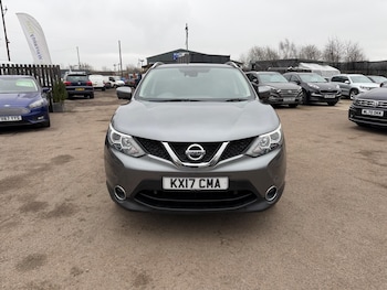 Used Nissan Qashqai 2017 for sale - 77799031: Photo