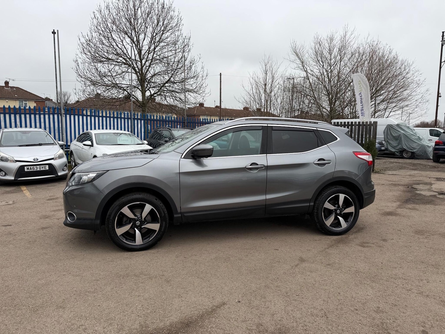 Used Nissan Qashqai 2017 for sale - 77799031: Photo 3
