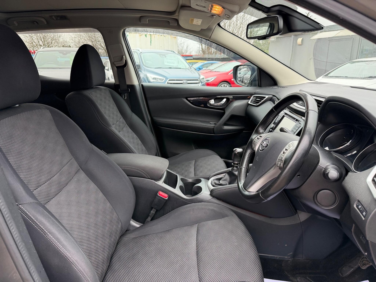 Used Nissan Qashqai 2017 for sale - 77799031: Photo 7