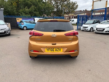 Used Hyundai i20 2016 for sale - 76246526: Photo 3