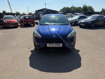 Used Ford Focus 2017 for sale - 79741109: Photo