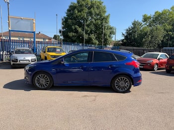Used Ford Focus 2017 for sale - 79741109: Photo