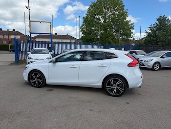 Used Volvo V40 2017 for sale - 78535891: Photo