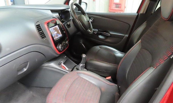Used Renault Captur 2015 for sale - 76283353: Photo 2