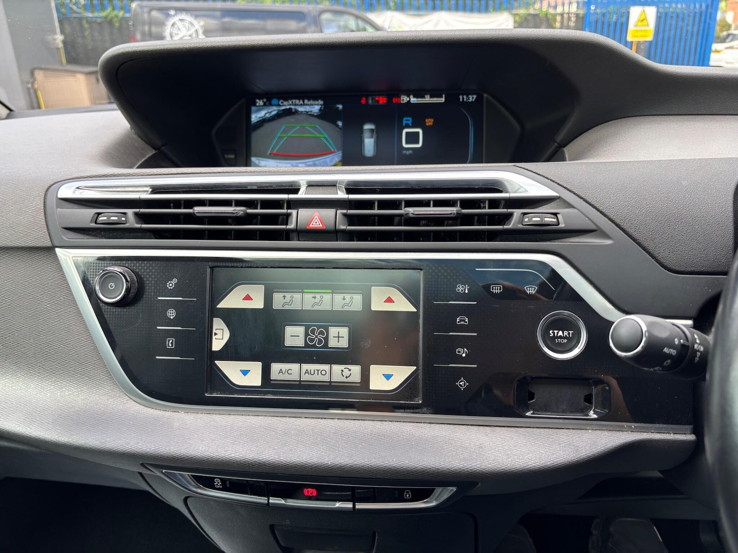 Used Citroen C4 Grand Picasso 2016 for sale - 76398309: Photo 16