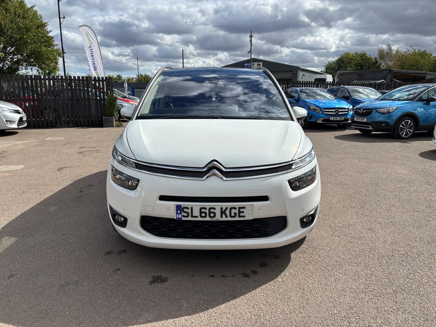 Used Citroen C4 Grand Picasso 2016 for sale - 76398309: Photo 2