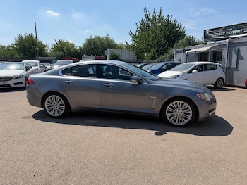 Used Jaguar XF 2010 for sale - 79609561: Photo