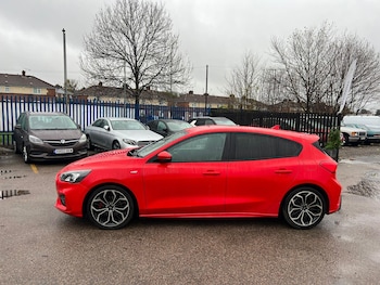 Used Ford Focus 2020 for sale - 76802433: Photo