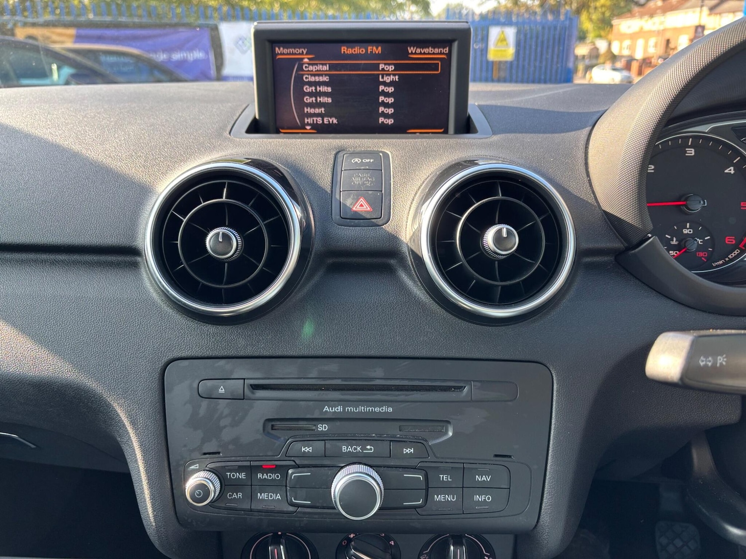 Used Audi A1 2011 for sale - 76251368: Photo 13