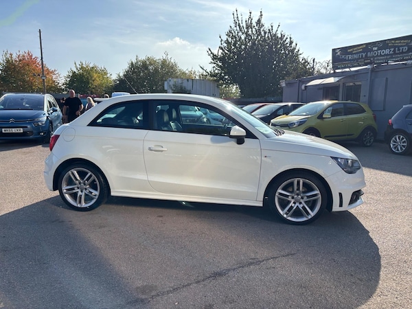 Used Audi A1 2011 for sale - 76251368: Photo 1