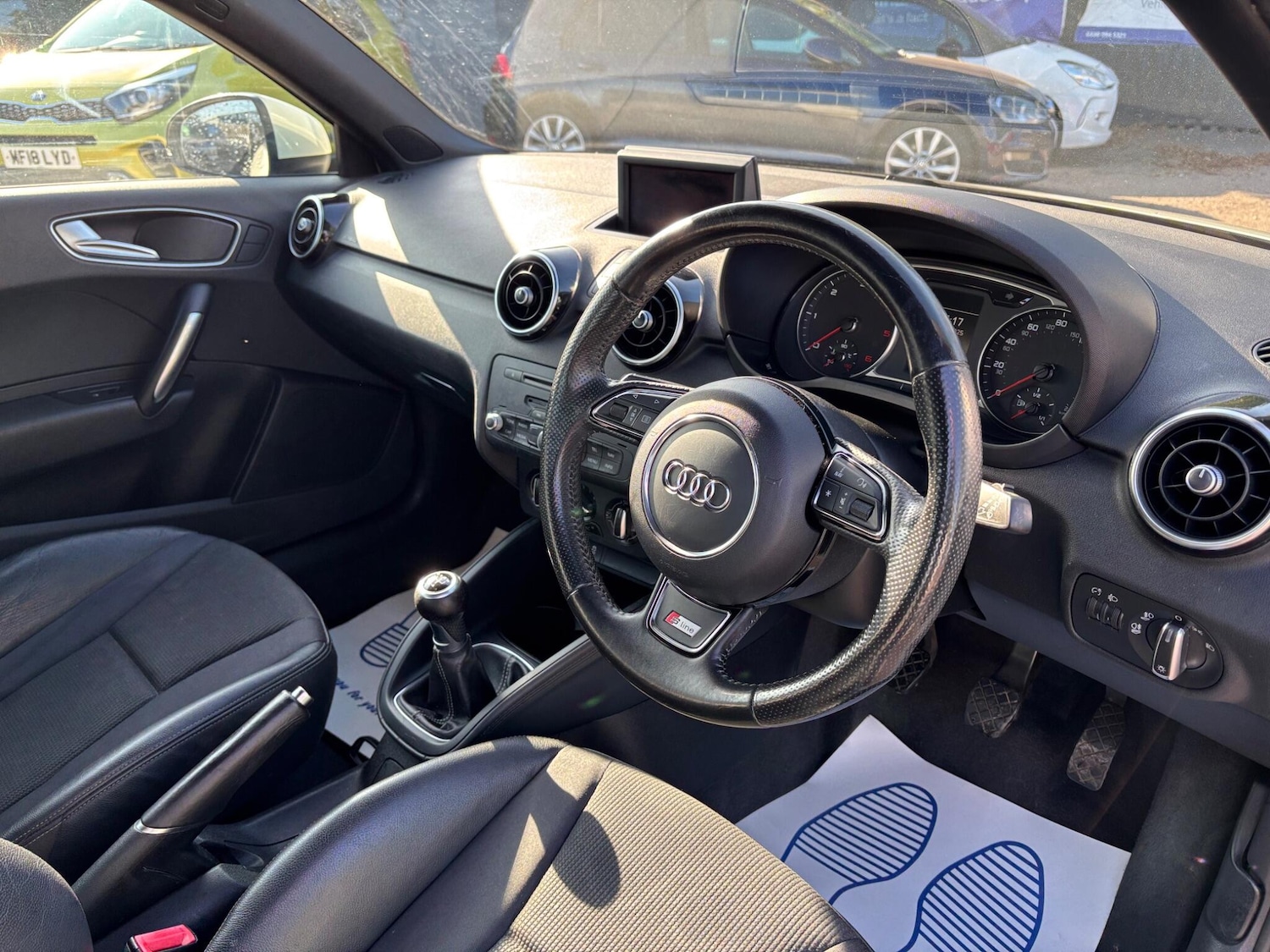 Used Audi A1 2011 for sale - 76251368: Photo 8