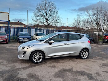 Used Ford Fiesta 2017 for sale - 77314709: Photo