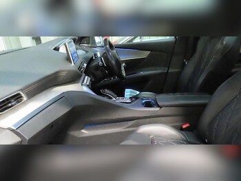 Used Peugeot 3008 2018 for sale - 77808198: Photo