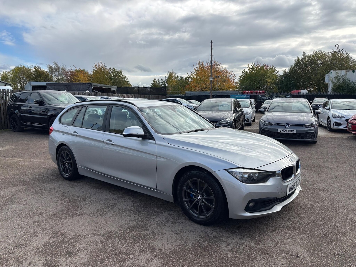 Used BMW 3 Series 2016 for sale - 76348936: Photo 1