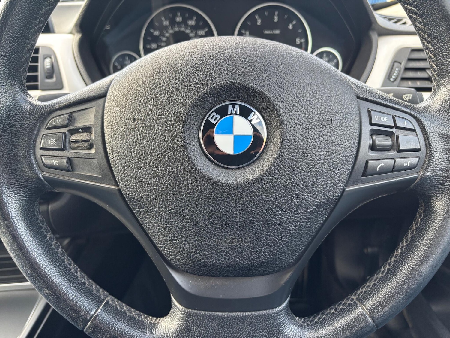 Used BMW 3 Series 2016 for sale - 76348936: Photo 14