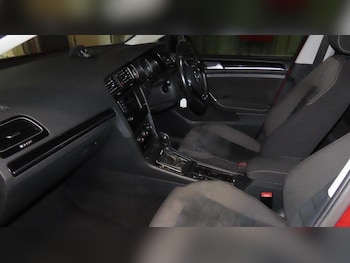 Used Volkswagen Golf 2016 for sale - 76887051: Photo